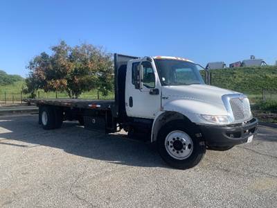 International MV607 Flatbed Truck - 220HP, 7 Speed Automatic