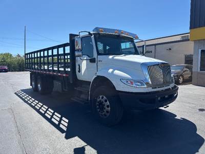 International MV607 Tandem Axle Flatbed Truck - 330HP, 6 Speed Automatic