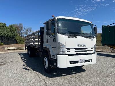 Isuzu FTR Flatbed Truck - 215HP, 6 Speed Automatic