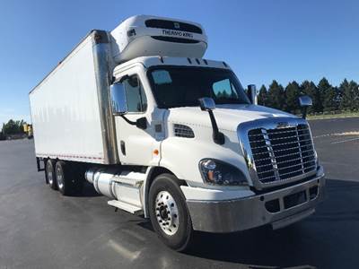 Freightliner Cascadia 113 Refrigerated Truck - 410HP, 12 Speed Automatic, Thermo King T1280R