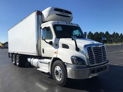 Freightliner Cascadia 113 Refrigerated Truck - 410HP, 12 Speed Automatic, Thermo King T1280R