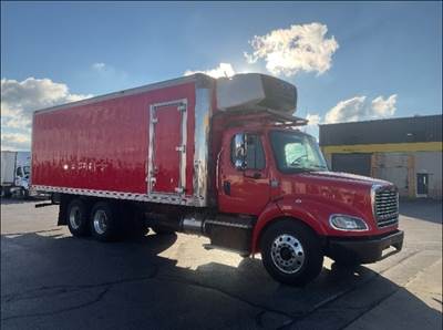 Freightliner M2 112 Refrigerated Truck - 350HP, 10 Speed Automatic, Carrier SUP950MT