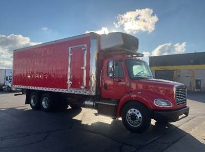 Freightliner M2 112 Refrigerated Truck - 350HP, 10 Speed Automatic, Carrier SUP950MT