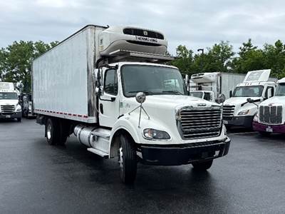 Freightliner M2 112 Refrigerated Truck - 350HP, 10 Speed Automatic, Thermo King T1090MAX