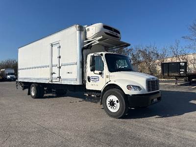 Freightliner M2 26 ft Refrigerated Truck - 220HP, 6 Speed Automatic