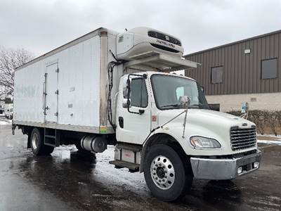 Freightliner M2 24 ft Refrigerated Truck - 250HP, 6 Speed Automatic, Thermo King T1080S30