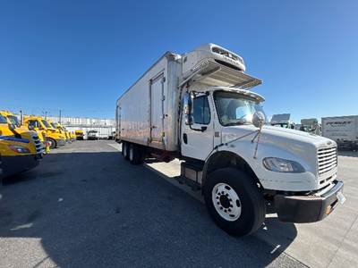 Freightliner M2 26 ft Refrigerated Truck - 300HP, 6 Speed Automatic, Thermo King T1080S50
