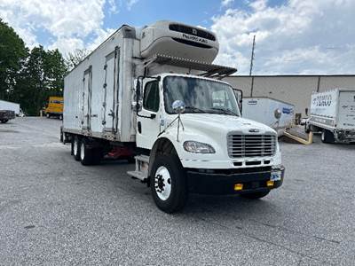 Freightliner M2 28 ft Refrigerated Truck - 270HP, 6 Speed Automatic