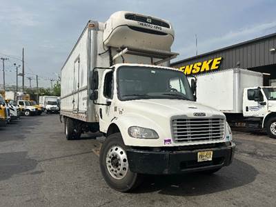 Freightliner M2 Refrigerated Truck - 220HP, 6 Speed Automatic, Thermo King T1080S50