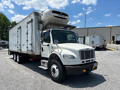Freightliner M2 28 ft Refrigerated Truck - 270HP, 6 Speed Automatic