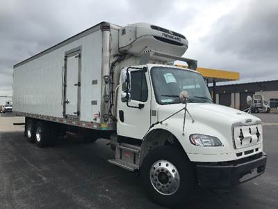 Freightliner M2 30 ft Refrigerated Truck - 350HP, 6 Speed Automatic, Thermo King T880R-30