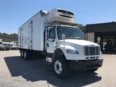 Freightliner M2 26 ft Refrigerated Truck - 260HP, 6 Speed Automatic, Thermo King T1080S50