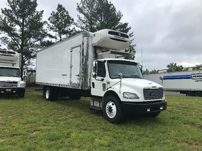 Freightliner M2 26 ft Refrigerated Truck - 240HP, 6 Speed Automatic