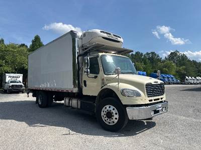 Freightliner M2 22 ft Refrigerated Truck - 300HP, 6 Speed Automatic, Thermo King T880R-30