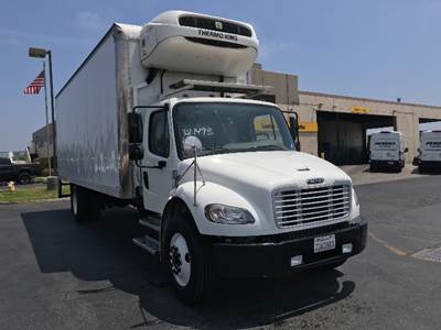 Freightliner M2 Refrigerated Truck - 220HP, 6 Speed Automatic, Thermo King T890