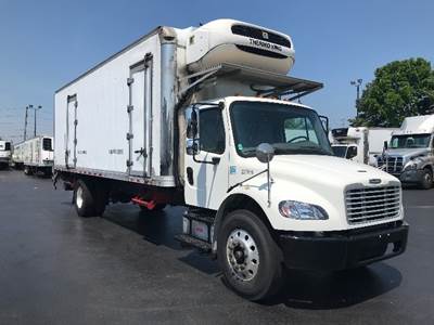 Freightliner M2 26 ft Refrigerated Truck - 240HP, 6 Speed Automatic