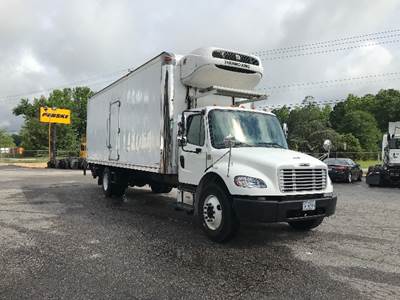 Freightliner M2 26 ft Refrigerated Truck - 220HP, 6 Speed Automatic, Thermo King T1080S50