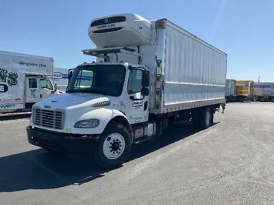 Freightliner M2 26 ft Refrigerated Truck - 220HP, 6 Speed Automatic