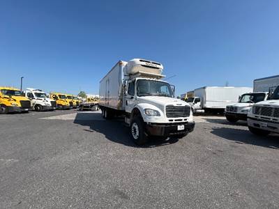 Freightliner M2 26 ft Refrigerated Truck - 260HP, 10 Speed Manual