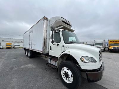 Freightliner M2 26 ft Refrigerated Truck - 260HP, 10 Speed Manual