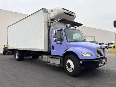 Freightliner M2 26 ft Refrigerated Truck - 220HP, 6 Speed Automatic, Thermo King T680R-50