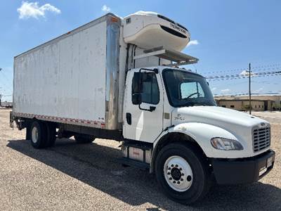 Freightliner M2 24 ft Refrigerated Truck - 250HP, 7 Speed Automatic, Thermo King T880R-30