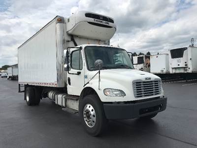 Freightliner M2 24 ft Refrigerated Truck - 260HP, 6 Speed Automatic, Thermo King T1280R