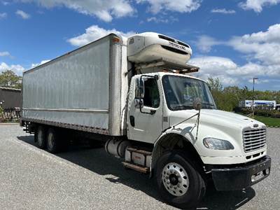 Freightliner M2 28 ft Refrigerated Truck - 300HP, 6 Speed Automatic