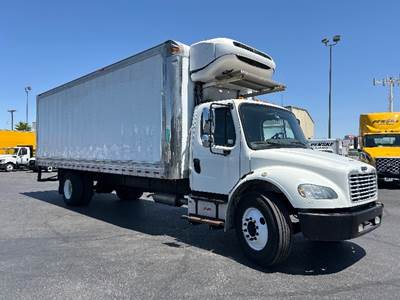 Freightliner M2 26 ft Refrigerated Truck - 220HP, 6 Speed Automatic