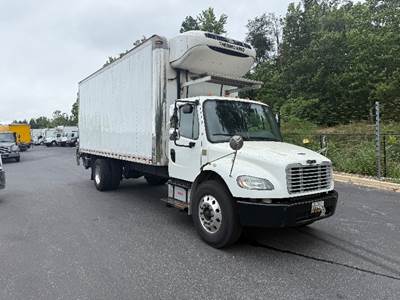 Freightliner M2 22 ft Refrigerated Truck - 220HP, 6 Speed Automatic, Thermo King T880S-30