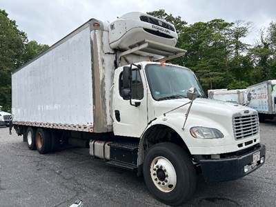 Freightliner M2 28 ft Refrigerated Truck - 260HP, 6 Speed Automatic