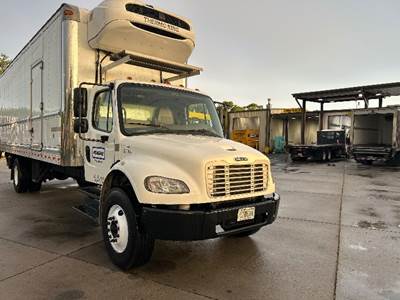 Freightliner M2 26 ft Refrigerated Truck - 220HP, 6 Speed Automatic, Thermo King T1080R50