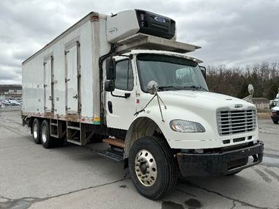 Freightliner M2 26 ft Refrigerated Truck - 330HP, 6 Speed Automatic, Carrier SUPRA860