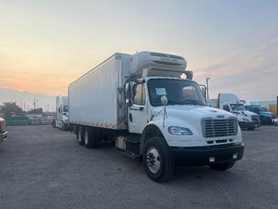 Freightliner M2 26 ft Refrigerated Truck - 270HP, 6 Speed Automatic, Thermo King T680R-30