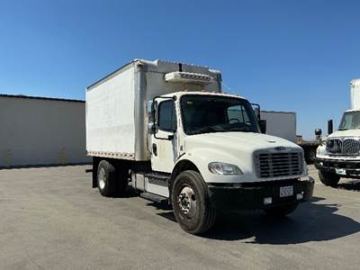 Freightliner M2 15 ft Refrigerated Truck - 220HP, 6 Speed Automatic