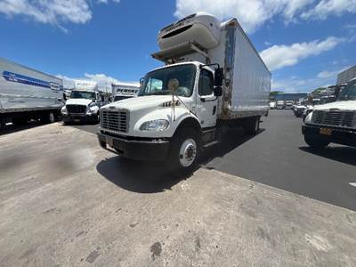Freightliner M2 26 ft Refrigerated Truck - 250HP, 6 Speed Automatic
