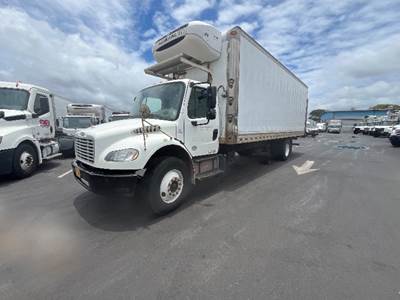 Freightliner M2 26 ft Refrigerated Truck - 250HP, 6 Speed Automatic