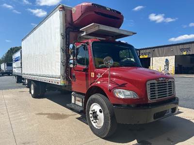 Freightliner M2 24 ft Refrigerated Truck - 240HP, 6 Speed Automatic