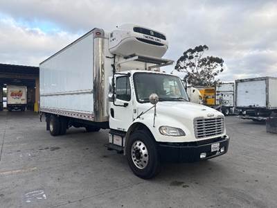 Freightliner M2 26 ft Refrigerated Truck - 220HP, 6 Speed Automatic, Thermo King T1080S50