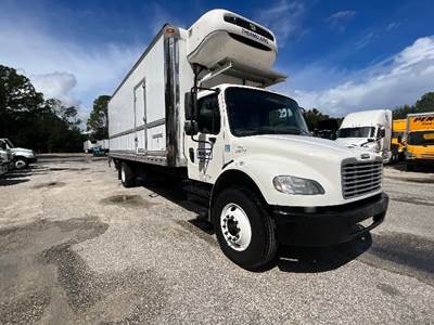 Freightliner M2 26 ft Refrigerated Truck - 220HP, 6 Speed Automatic, Thermo King T1080R50
