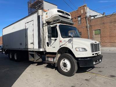 Freightliner M2 26 ft Refrigerated Truck - 350HP, 6 Speed Automatic, Thermo King SPT10805