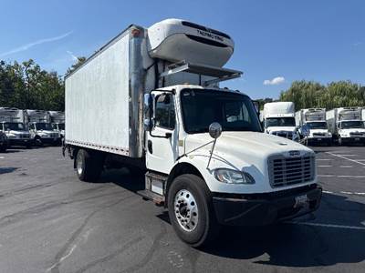 Freightliner M2 22 ft Refrigerated Truck - 220HP, 6 Speed Automatic, Thermo King T880S-30