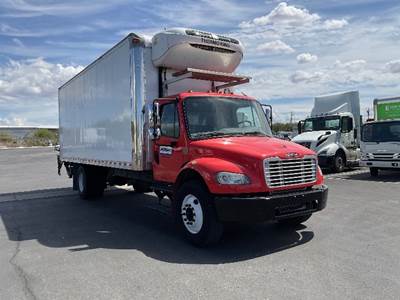 Freightliner M2 24 ft Refrigerated Truck - 220HP, 6 Speed Manual, Thermo King T680S-50