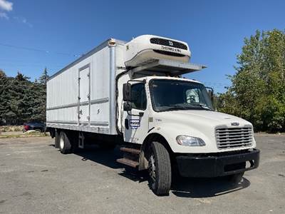 Freightliner M2 26 ft Refrigerated Truck - 220HP, 7 Speed Automatic, Thermo King T1080S50