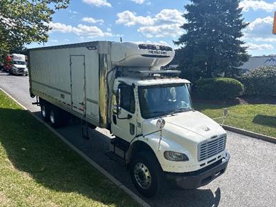 Freightliner M2 26 ft Refrigerated Truck - 270HP, 6 Speed Automatic, Thermo King T880R-30