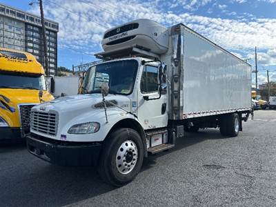 Freightliner M2 26 ft Refrigerated Truck - 260HP, 6 Speed Automatic, Thermo King T1080R50
