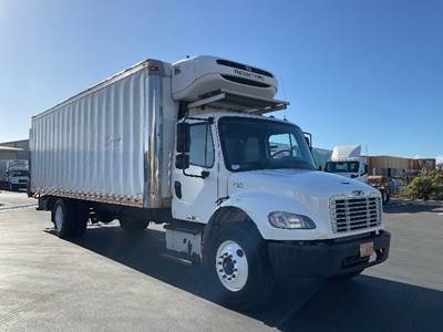 Freightliner M2 26 ft Refrigerated Truck - 240HP, 6 Speed Automatic, Thermo King T680S-30