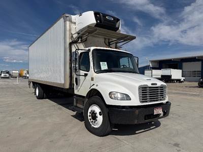 Freightliner M2 26 ft Refrigerated Truck - 250HP, 6 Speed Automatic