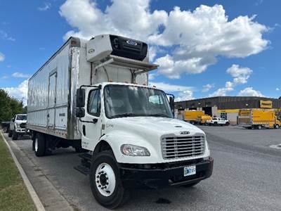 Freightliner M2 26 ft Refrigerated Truck - 220HP, 6 Speed Automatic