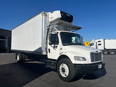 Freightliner M2 Refrigerated Truck - 220HP, 6 Speed Automatic, Carrier SUPRA760